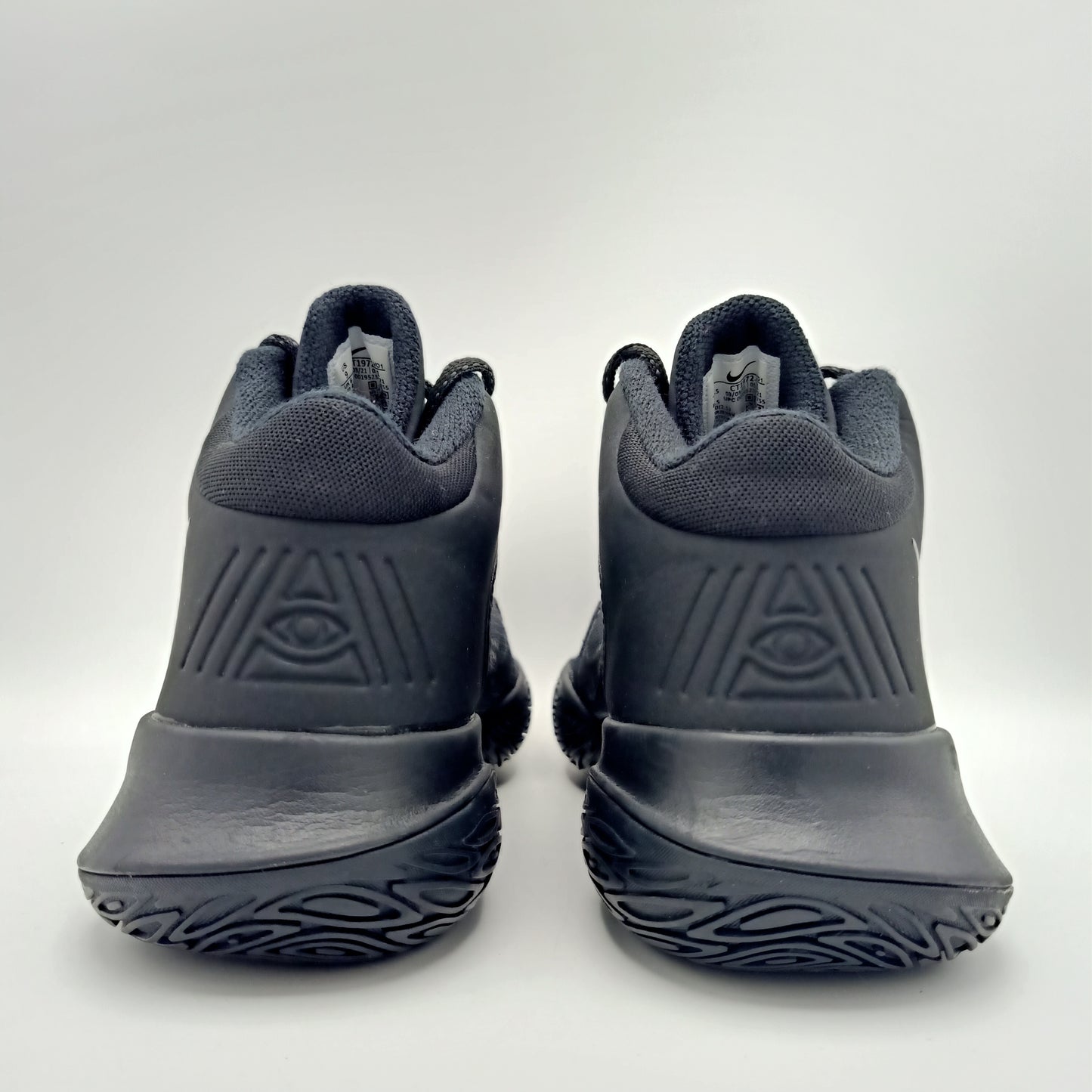 Nike Kyrie Flaptrap 4