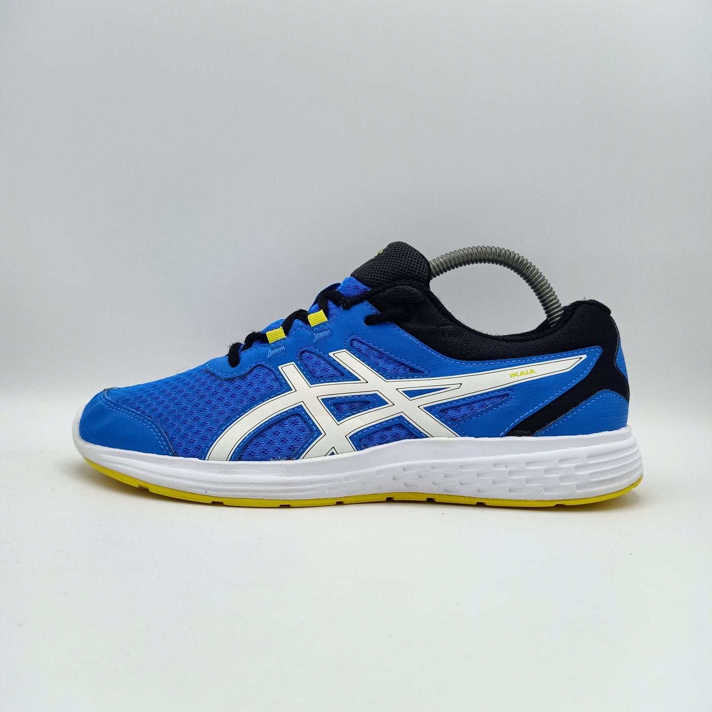 Asics IKAIA 9