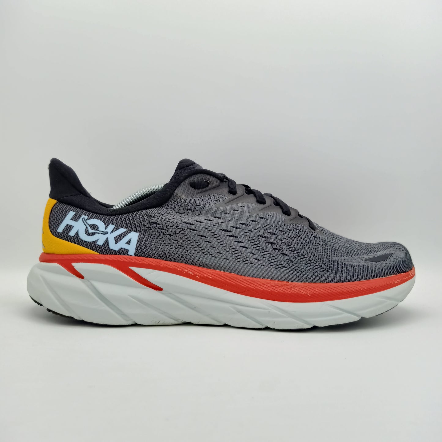 Hoka One One Clifton 8