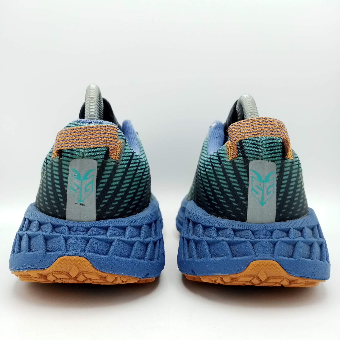 HOKA ONE ONE Speedgoat 4