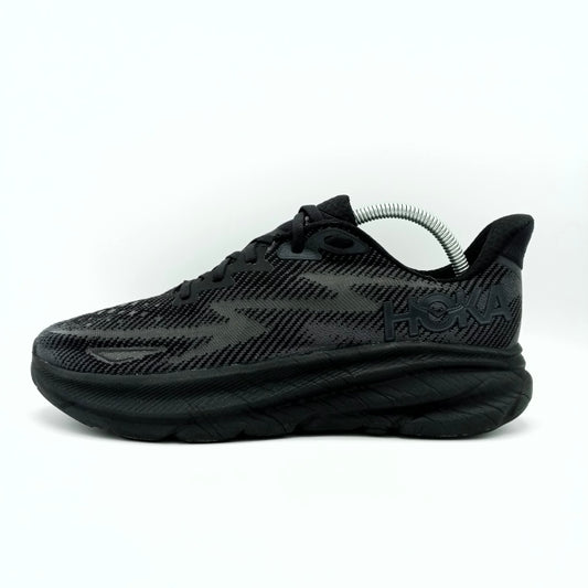 Hoka One One Clifton 9