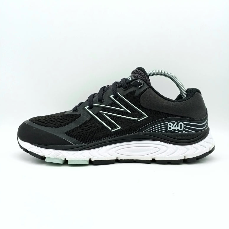 New Balance 840 V5