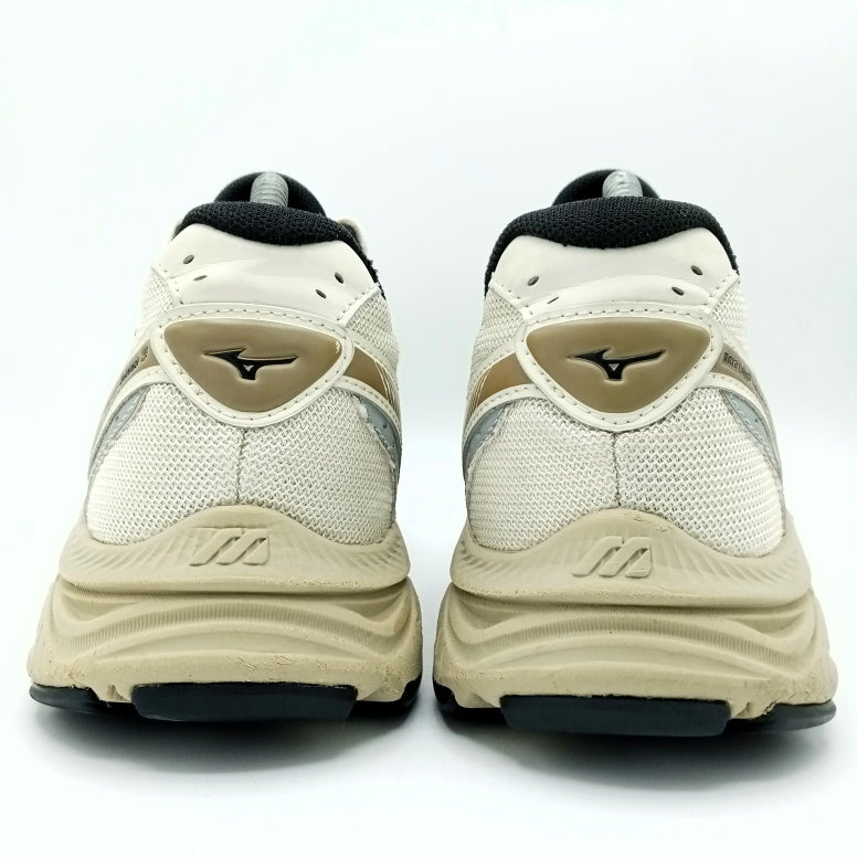 Mizuno Racer S