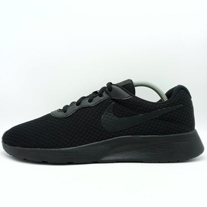 Nike Tanjun