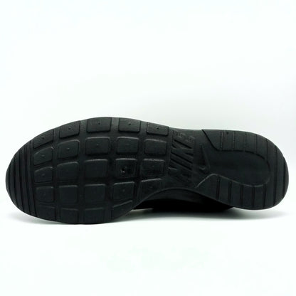Nike Tanjun