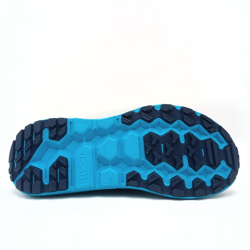 Hoka One One Challenger ATR 4