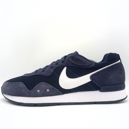 Nike Venture Runner