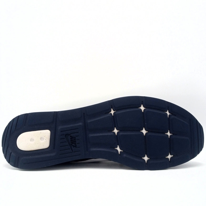 Nike Venture Runner