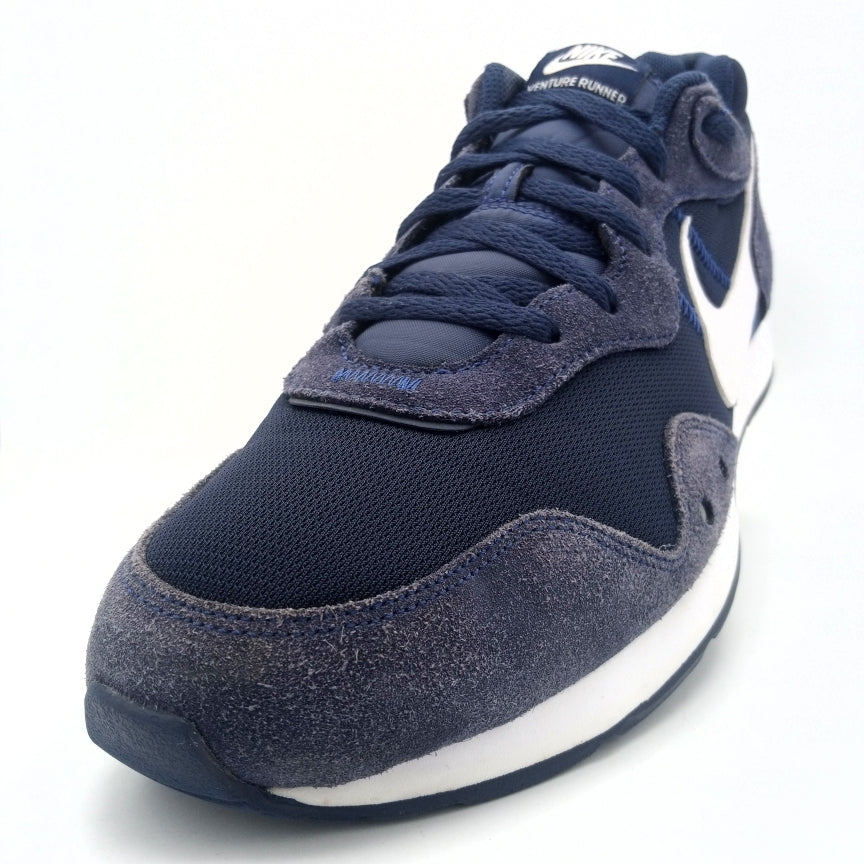 Nike Venture Runner