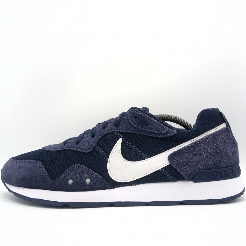 Nike Venture Runner
