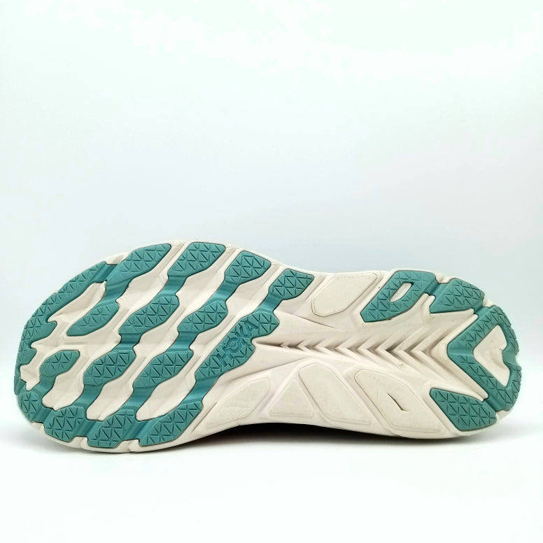 Hoka One One Clifton 8