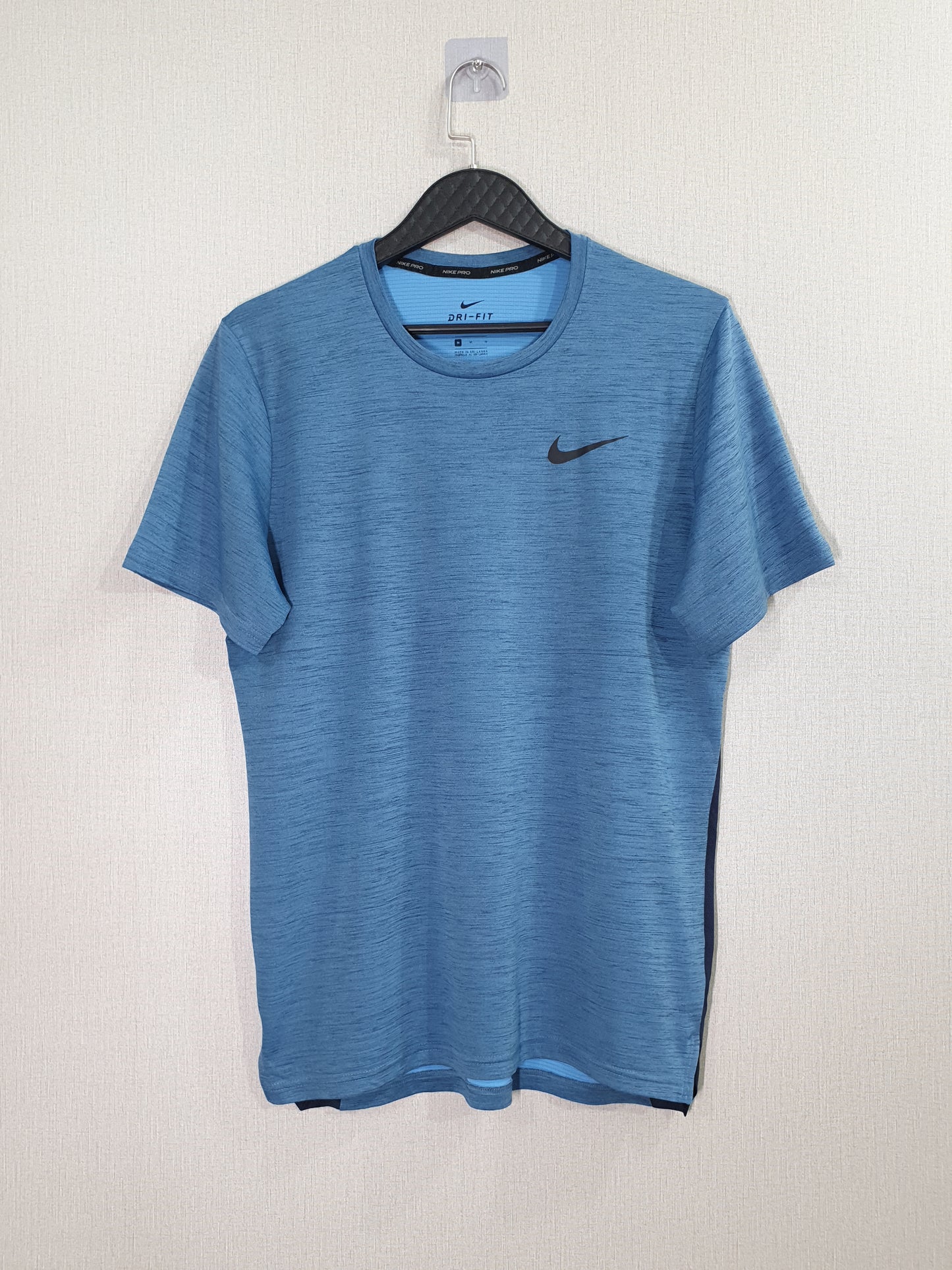Nike Pro Dri-FIT slim-fit athletic