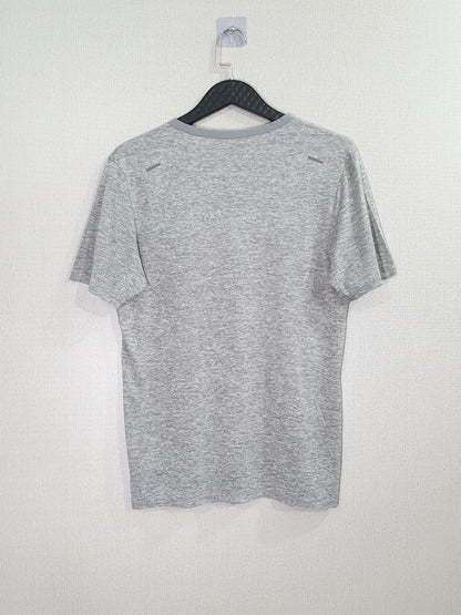 Nike Dri-FIT Rise 365 running top