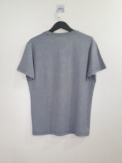 Henus Edwin V-neck