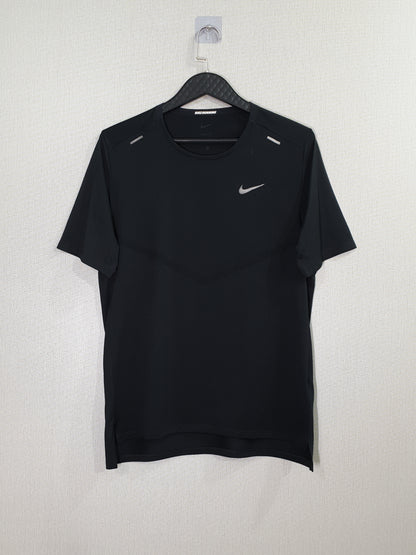Nike Rise 365