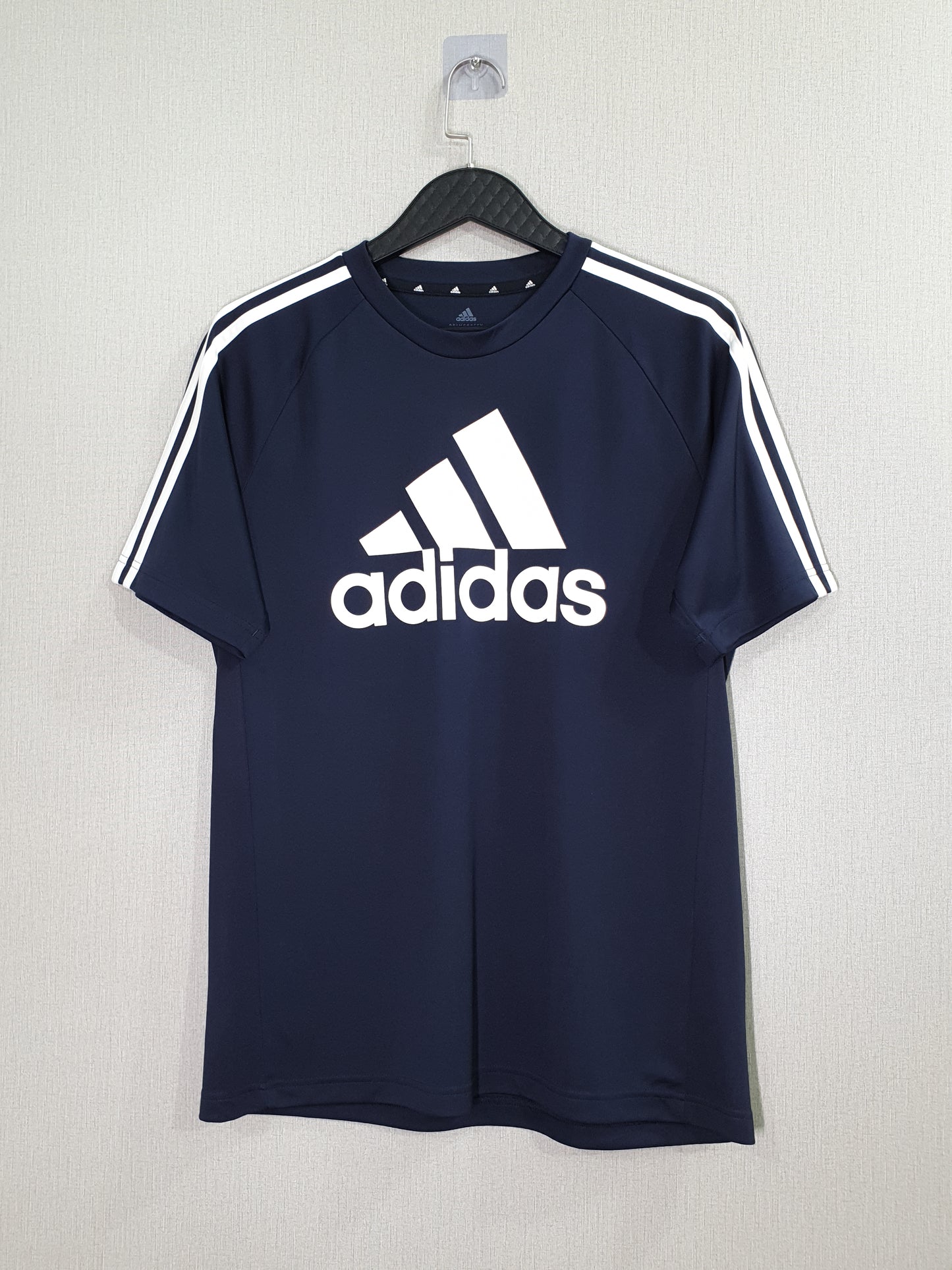 adidas AEROREADY Sereno