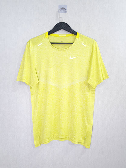 Nike Rise 365