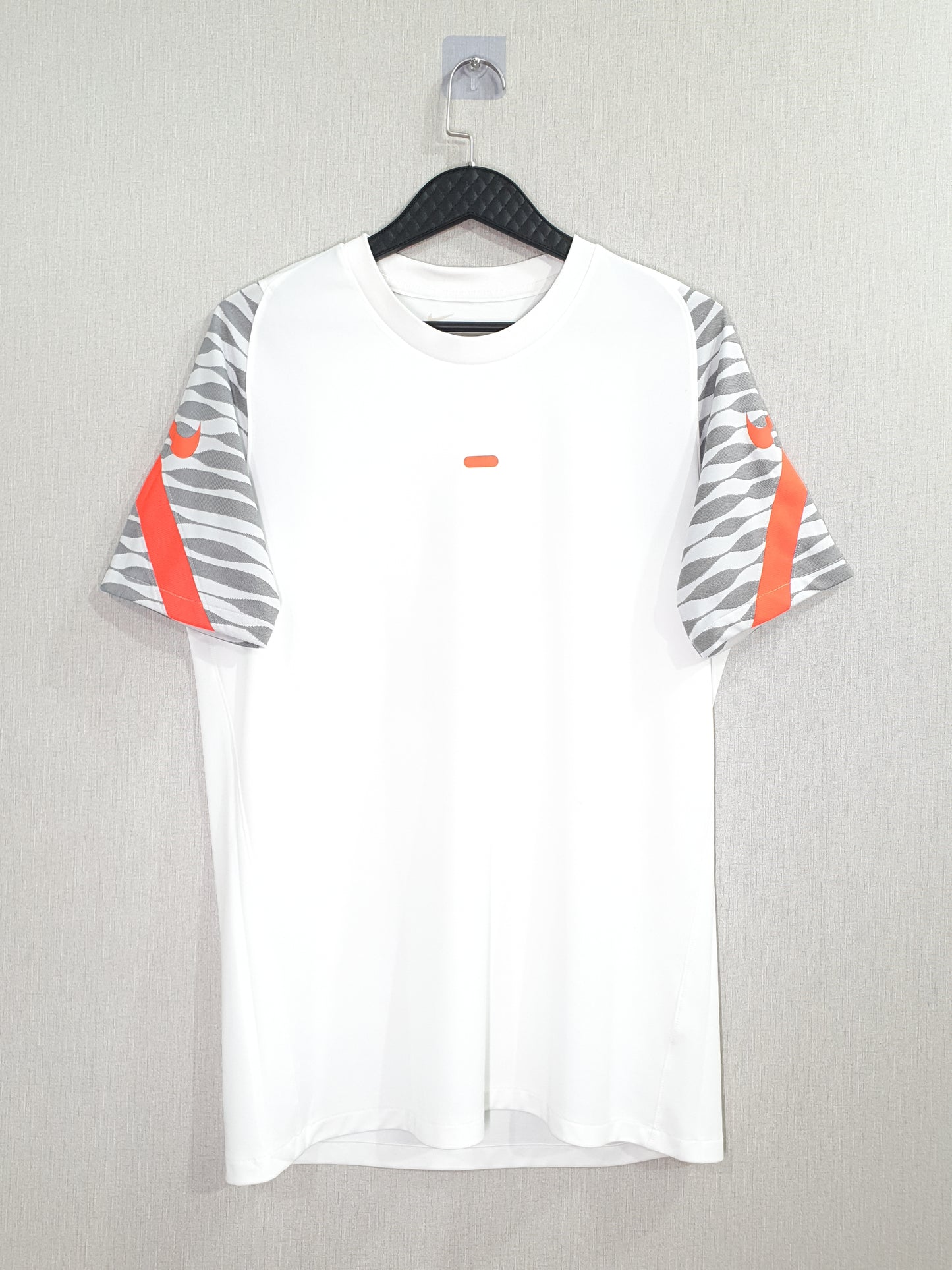 Nike Dri-Fit Strike 21