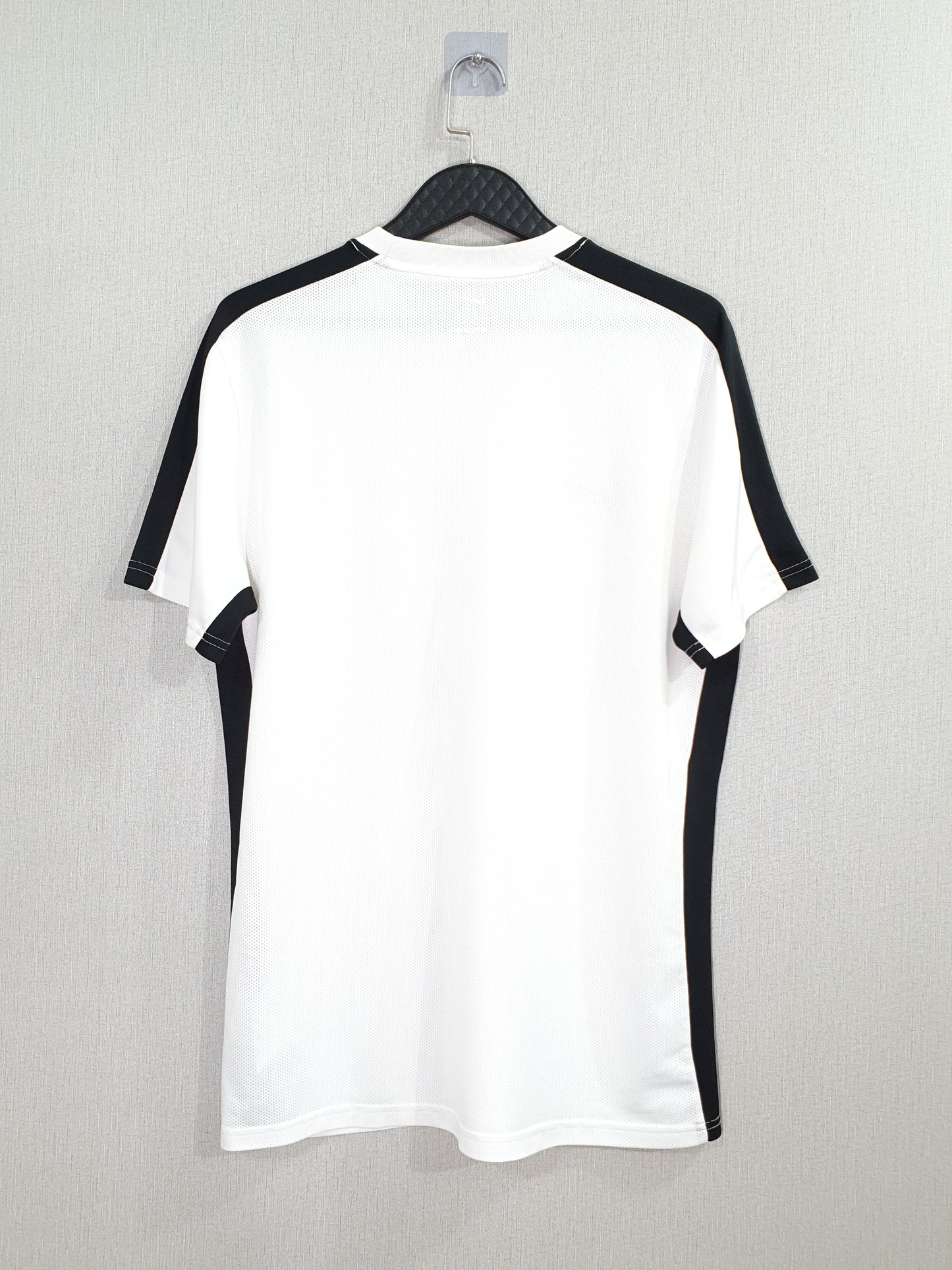 Nike Dri-FIT Academy 23 training Slim Fit