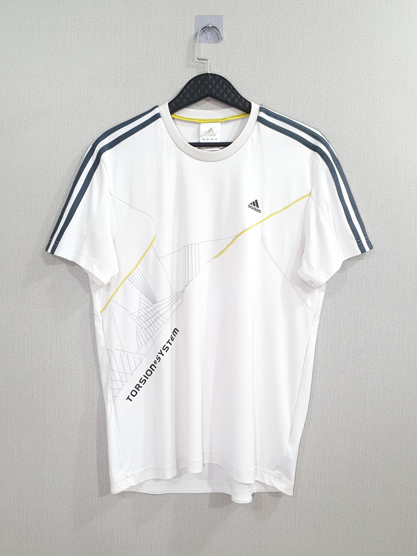 Adidas Torsion System