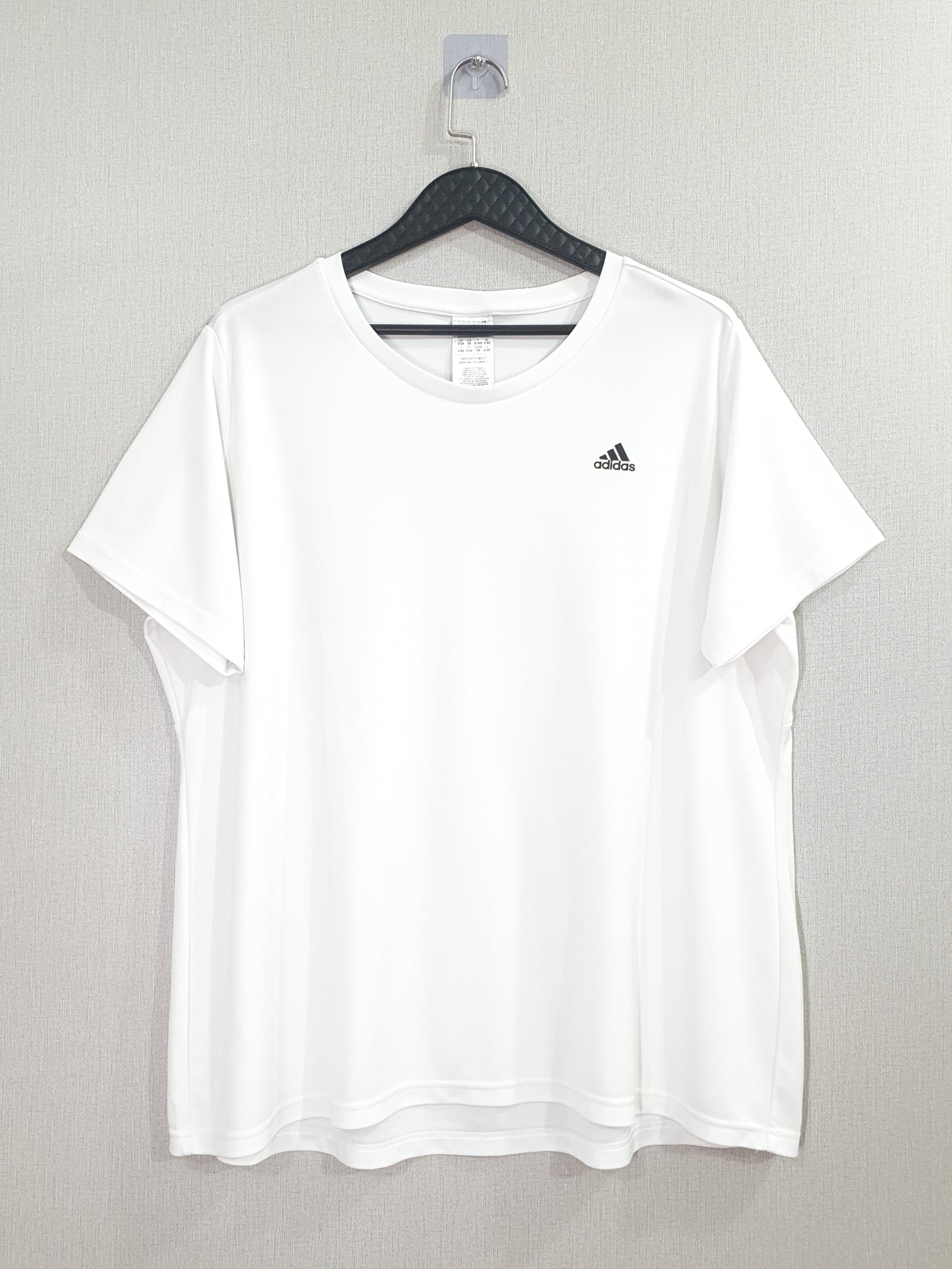 adidas AEROREADY