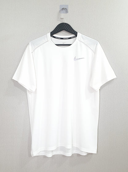 Nike Dri-FIT UV Miler Running