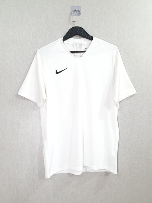 Nike Strike