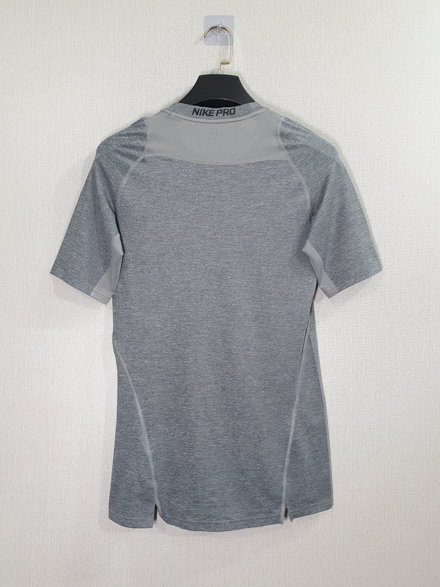 Nike Pro fitted training Muscle Fit