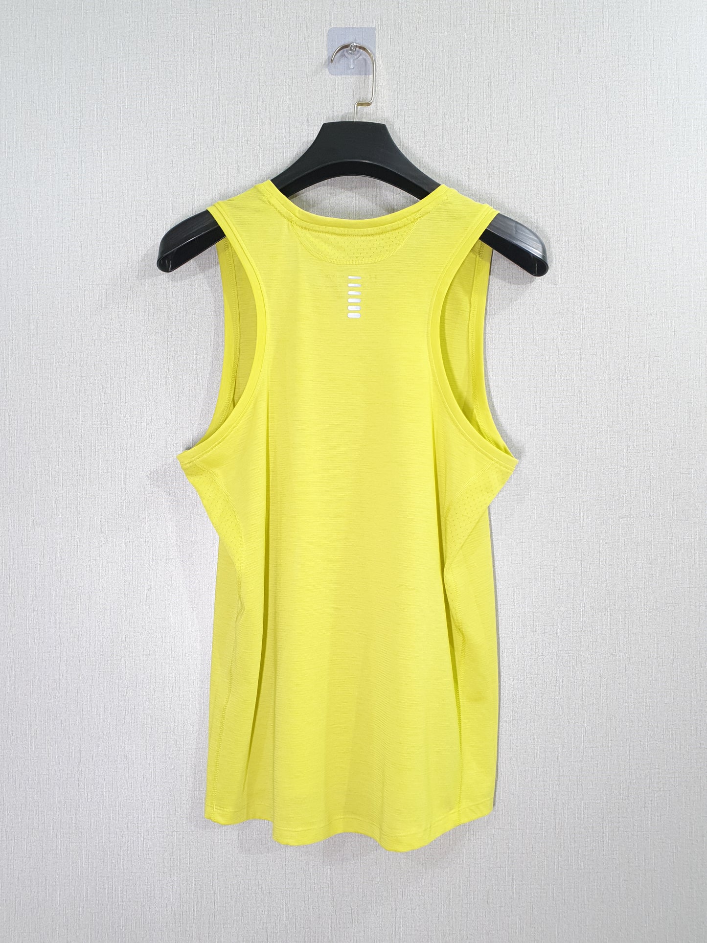 Under Armour Tech training tank Fitted - Muscle Fit