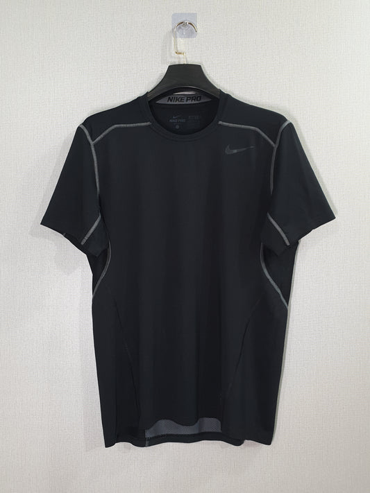 Nike Pro Hypercool Fitted - Muscle Fit