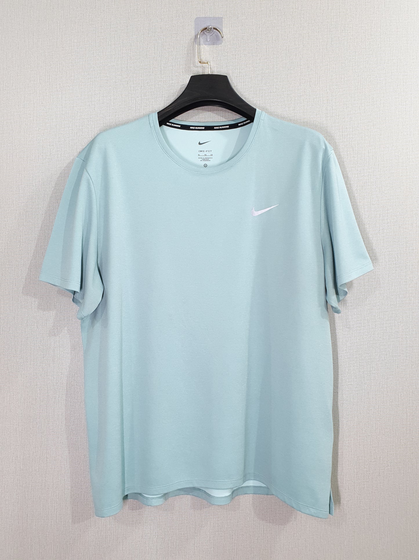 Nike Miler UV