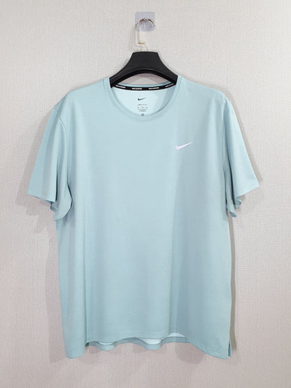 Nike Miler UV