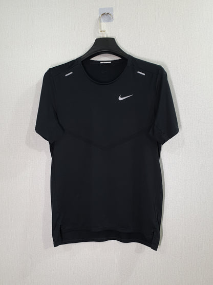 Nike Breath Rise 365