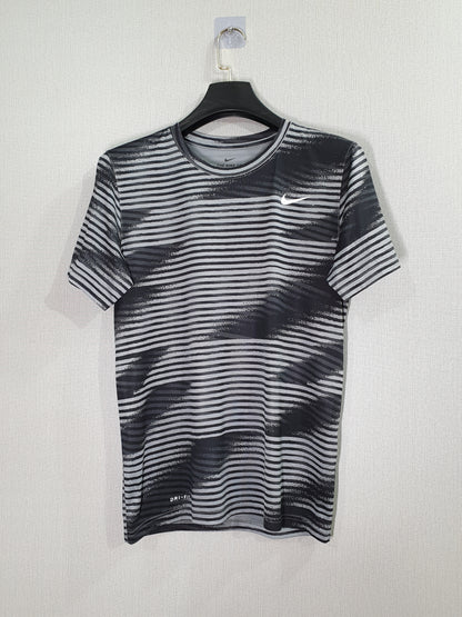 Nike Dry Legend Seasonal All-Over Print