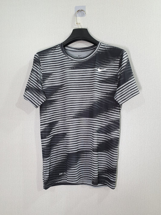 Nike Dry Legend Seasonal All-Over Print