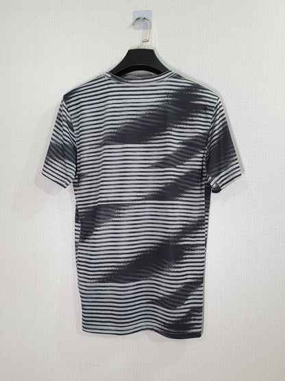 Nike Dry Legend Seasonal All-Over Print