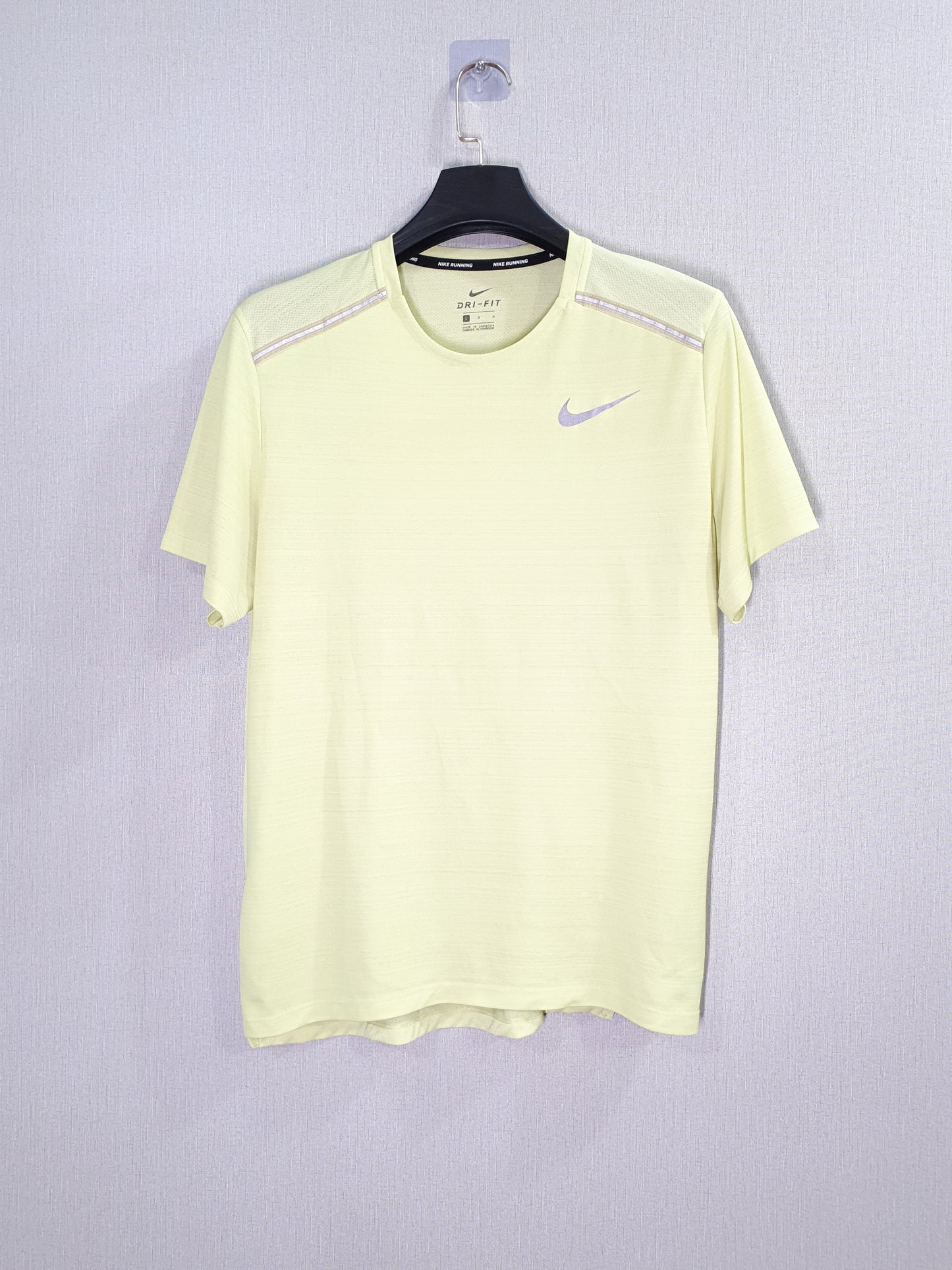 Nike Dri Fit Miler Running