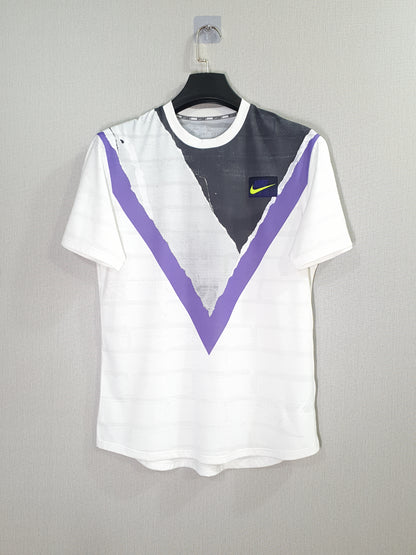Nike Court Challenger