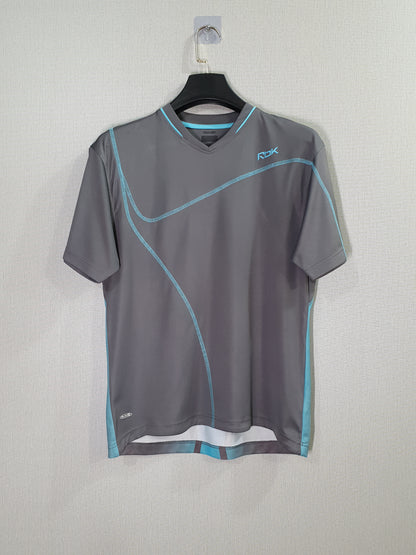 Reebok Play Dry athletic