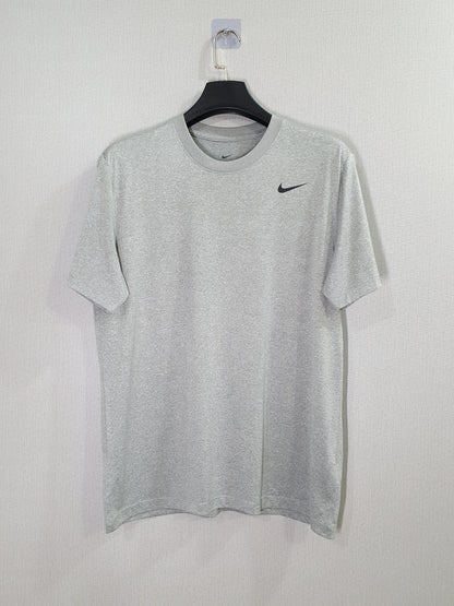 Nike Dri-FIT Legend