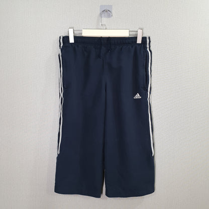 Adidas athletic shorts 3/4