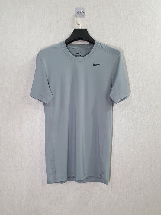Nike Dri-FIT training