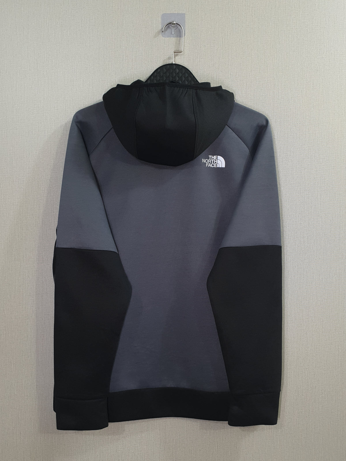 The North Face Kaveh Quarter Zip Hoodie
