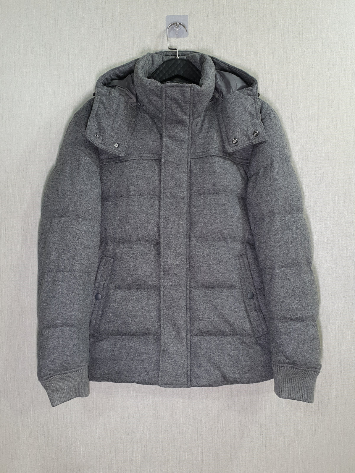 UNIQLO Stretch Wool Blended Down Puffer Jacket